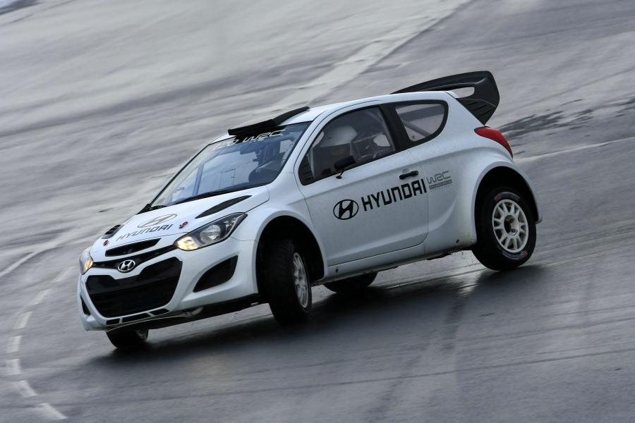  Hyundai i20 WRC 2012 года  (фото 51 из 72)